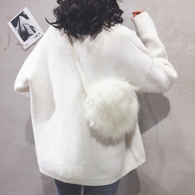 Plush small bag female 2019 new wild solid color fur mini round bag fashion bead chain shoulder Messenger bag
Plush small bag female 2019 new wild solid color fur mini round bag fashion bead chain shoulder Messenger bag