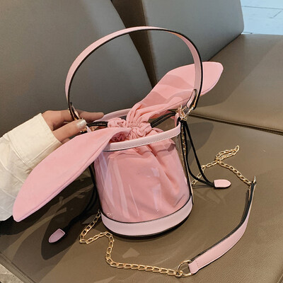 Personality transparent jelly bag female new Korean fashion wild single shoulder Messenger bag tide
Personality transparent jelly bag female new Korean fashion wild single shoulder Messenger bag tide
