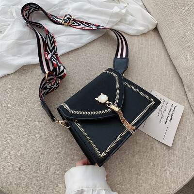 Ins Advanced Sensory Scrubs Broadband Womens Bag 2019 New Bag Korean Joker Retro Bag Single Shoulder Messenger Bag
Ins Advanced Sensory Scrubs Broadband Womens Bag 2019 New Bag Korean Joker Retro Bag Single Shoulder Messenger Bag