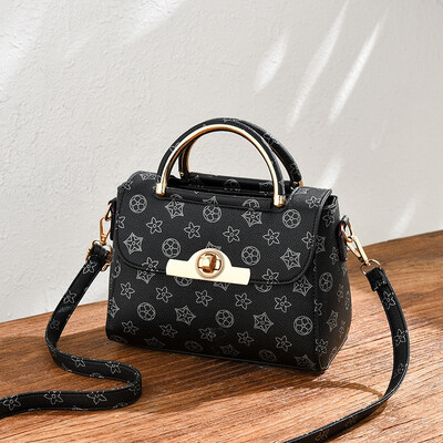 Summer LadiesFashion in Ins Fashion Hand-held Bill of Lading Shoulder Straddle Bag Summer
Summer LadiesFashion in Ins Fashion Hand-held Bill of Lading Shoulder Straddle Bag Summer