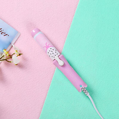 Portable Mini Cute Animal Pattern Electric Hair Curler Straightener Curling Iron Splint For Girls
Portable Mini Cute Animal Pattern Electric Hair Curler Straightener Curling Iron Splint For Girls