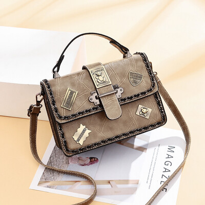 In summer the fashion personality handbag in the Korean version of the new womens fashion handbag is slanted with one shoulder a
In summer the fashion personality handbag in the Korean version of the new womens fashion handbag is slanted with one shoulder a