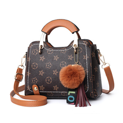 Female bag 2019 spring new ladies big bag simple shoulder bag cool fashion handbag