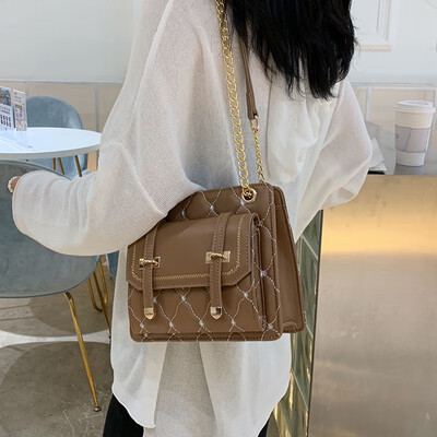 Chic bag female 2019 new wave Korean version of the fashion simple shoulder Messenger bag wild chain retro small square bag
Chic bag female 2019 new wave Korean version of the fashion simple shoulder Messenger bag wild chain retro small square bag