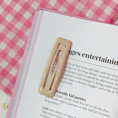 Korean girl heart geometry drop oil candy color word clip bangs clip wild soft girl broken hair clip
Korean girl heart geometry drop oil candy color word clip bangs clip wild soft girl broken hair clip
