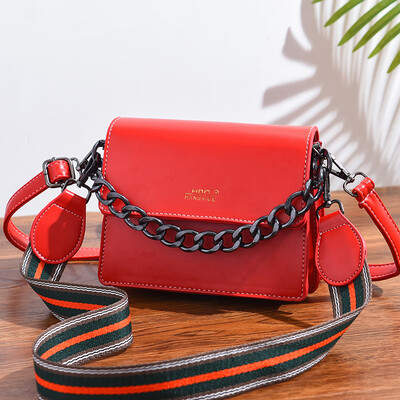 Womens new fashionable Korean version of the single shoulder diagonal bag with INS ladiesbag chain
Womens new fashionable Korean version of the single shoulder diagonal bag with INS ladiesbag chain