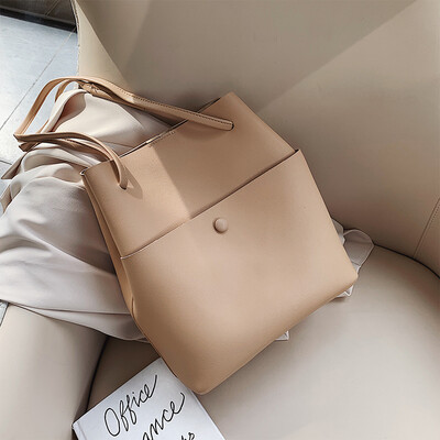 Advanced sense of foreign style womens bag chic retro minimalist bag large bucket bag fashion shoulder bag Messenger bag
Advanced sense of foreign style womens bag chic retro minimalist bag large bucket bag fashion shoulder bag Messenger bag