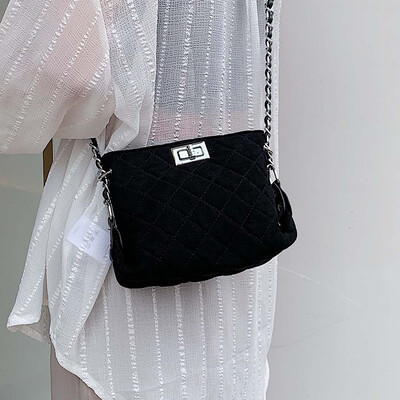 Female bag 2019 new wild cotton suede chain bag autumn&winter retro Messenger bag ins shoulder net red packet
Female bag 2019 new wild cotton suede chain bag autumn&winter retro Messenger bag ins shoulder net red packet