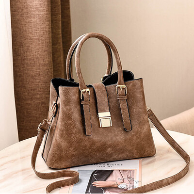 Female bag 2019 spring Europe&the United States new ladies big bag large capacity PU leather shoulder bag handbag
Female bag 2019 spring Europe&the United States new ladies big bag large capacity PU leather shoulder bag handbag
