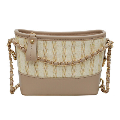Bag female 2019 new wave Korean version of the wild Messenger bag shoulder fashion handbags scarves hit the color small square bag
Bag female 2019 new wave Korean version of the wild Messenger bag shoulder fashion handbags scarves hit the color small square bag