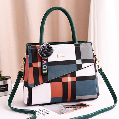 2019 spring new European&American big bag shoulder bag simple handbag diagonal bag cool fashion handbag
2019 spring new European&American big bag shoulder bag simple handbag diagonal bag cool fashion handbag