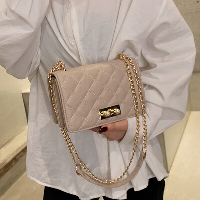 Fairy small bag female 2019 new Korean version of the tide summer wild Messenger bag ins super fire small fragrance chain bag
Fairy small bag female 2019 new Korean version of the tide summer wild Messenger bag ins super fire small fragrance chain bag