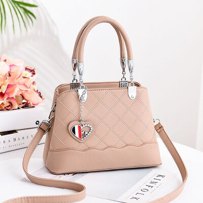 Womens bag 2019 summer new bag female Europe&America big bag elegant fashion Messenger shoulder bag
Womens bag 2019 summer new bag female Europe&America big bag elegant fashion Messenger shoulder bag