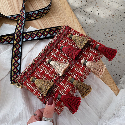 North bag fashion Korean womens bag 2019 autumn new foreign style French minority Joker woven chain Messenger bag
North bag fashion Korean womens bag 2019 autumn new foreign style French minority Joker woven chain Messenger bag