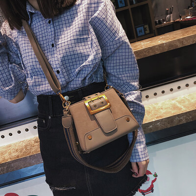 Fashion Female Shoulder Bag Vintage Handbag Fashion Crossbody Bag Retro Brand Designer Saddle bag Nubuck Leather Messenger Bag
Fashion Female Shoulder Bag Vintage Handbag Fashion Crossbody Bag Retro Brand Designer Saddle bag Nubuck Leather Messenger Bag