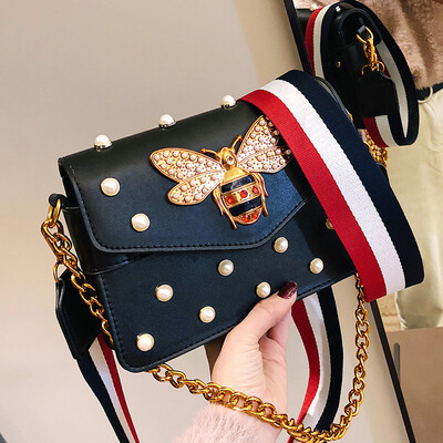 Chobani 2019 new hot Korean ins Yang Mi star with the same paragraph pearl bee shoulder diagonal tide handbag
Chobani 2019 new hot Korean ins Yang Mi star with the same paragraph pearl bee shoulder diagonal tide handbag