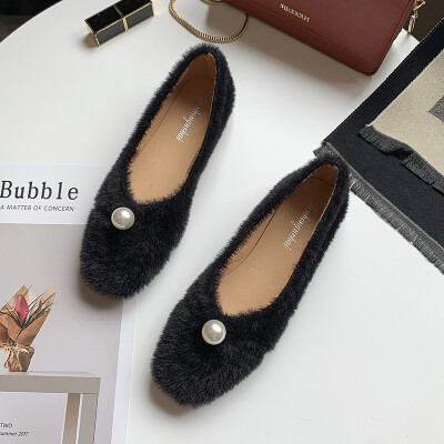 Fur shoes Female autumn bean shoes with velvet&warm cotton shoes with flat bottom ladle shoes for pregnant women
Fur shoes Female autumn bean shoes with velvet&warm cotton shoes with flat bottom ladle shoes for pregnant women