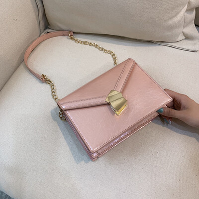 Qiao Bani 2019 new Korean fashion Dongdaemun simple chain flip bag size single shoulder diagonal female bag
Qiao Bani 2019 new Korean fashion Dongdaemun simple chain flip bag size single shoulder diagonal female bag