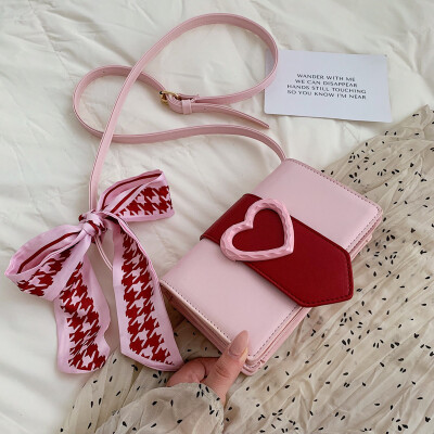 Qiao Bani 2019 new South Korea ins fashion silk scarf hit color peach small square bag shoulder diagonal trend handbags
Qiao Bani 2019 new South Korea ins fashion silk scarf hit color peach small square bag shoulder diagonal trend handbags
