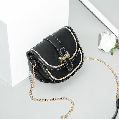 On the new tide of young women Korean fashion Joker Messenger bag chain shoulder bag saddle bag
On the new tide of young women Korean fashion Joker Messenger bag chain shoulder bag saddle bag