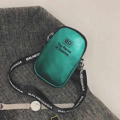 New little bag girl 2019 new fashion girl 100 shoulder oblique satchel Korean version of fashion mobile phone bag fairy girl bag
New little bag girl 2019 new fashion girl 100 shoulder oblique satchel Korean version of fashion mobile phone bag fairy girl bag