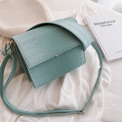 New small bag female bag 2019 popular bag new Korean version of the slung small bag female wild crocodile pattern shoulder bag
New small bag female bag 2019 popular bag new Korean version of the slung small bag female wild crocodile pattern shoulder bag