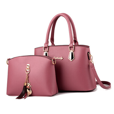 Child bag female bag 2019 new fashion handbag mother simple wild lady shoulder slung big bag
Child bag female bag 2019 new fashion handbag mother simple wild lady shoulder slung big bag