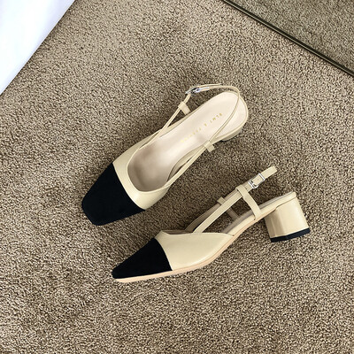 Chic thick-heeled sandals woman summer version 100 Baotou girl fairy evening shoe girl
Chic thick-heeled sandals woman summer version 100 Baotou girl fairy evening shoe girl