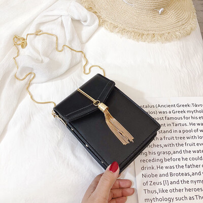 Summer ins mobile phone bag female 2019 new wave Korean version of the wild single shoulder slung fashion chain small square bag
Summer ins mobile phone bag female 2019 new wave Korean version of the wild single shoulder slung fashion chain small square bag