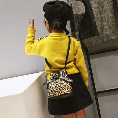 Tailored Children Plush Leopard Print Shoulder Bag Messenger Crossbody Bag Bucket Bag
Tailored Children Plush Leopard Print Shoulder Bag Messenger Crossbody Bag Bucket Bag