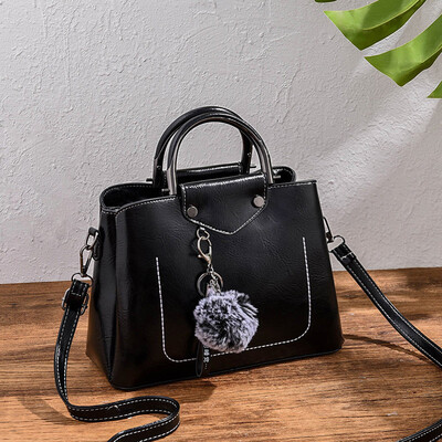 Female bag 2018 new fashion autumn&winter handbag big bag large capacity simple wild single shoulder Messenger bag tide
Female bag 2018 new fashion autumn&winter handbag big bag large capacity simple wild single shoulder Messenger bag tide