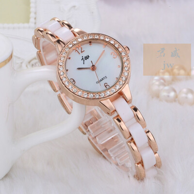 Waterproof simple ultra-thin couple watch men&women Korean version of the trend students
Waterproof simple ultra-thin couple watch men&women Korean version of the trend students