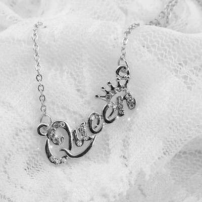 Sale Crystal Queen Letter Pendant Necklace Adjustable 2018 New Girls Rose Golden Letter Necklace Jewelry Drop Shipping
Sale Crystal Queen Letter Pendant Necklace Adjustable 2018 New Girls Rose Golden Letter Necklace Jewelry Drop Shipping
