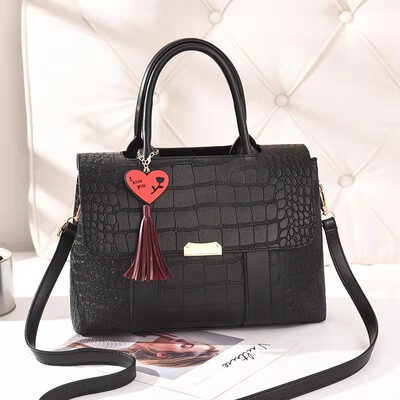 2019 summer new womens bag big bag large capacity fresh&simple handbag shoulder diagonal package
2019 summer new womens bag big bag large capacity fresh&simple handbag shoulder diagonal package