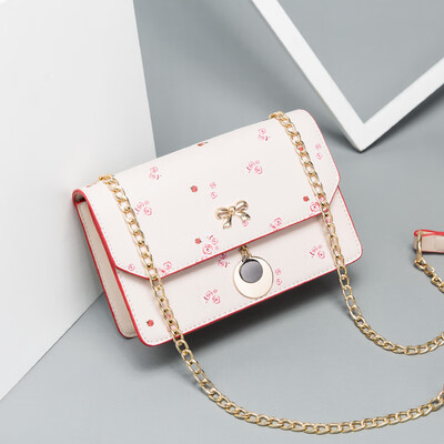 Summer inssen single shoulder girl chains Korean version of Baitao Chain girl oblique Bag students
Summer inssen single shoulder girl chains Korean version of Baitao Chain girl oblique Bag students