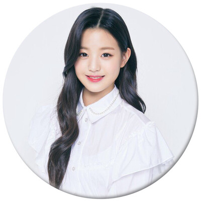 Kpop IZONE Concert tin Plate Badge Brooch Cute Cartoon Brooch Bag Pendant Boys Girls Accessories hot Gift for Fans
Kpop IZONE Concert tin Plate Badge Brooch Cute Cartoon Brooch Bag Pendant Boys Girls Accessories hot Gift for Fans