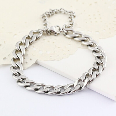 Fashion personality male bracelet titanium steel tide male domineering hip hop bracelet
Fashion personality male bracelet titanium steel tide male domineering hip hop bracelet