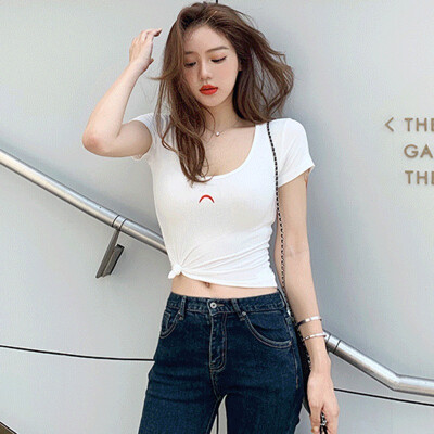 Womens Korean Style U Neck Embroidered Crescent Moon Print Short Sleeve Slim T-Shirt
Womens Korean Style U Neck Embroidered Crescent Moon Print Short Sleeve Slim T-Shirt