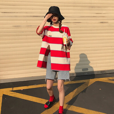 Korean Style Striped O-Neck T-Shirt Women Casual Loose Half Sleeve Tops Tee Street Wear 
Korean Style Striped O-Neck T-Shirt Women Casual Loose Half Sleeve Tops Tee Street Wear
