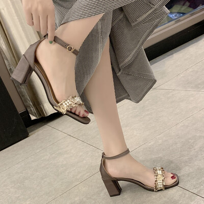 Coarse-heeled Sandals Mid-heeled Fairy Wind Pearl-scented High-heeled Shoes in Summer
Coarse-heeled Sandals Mid-heeled Fairy Wind Pearl-scented High-heeled Shoes in Summer