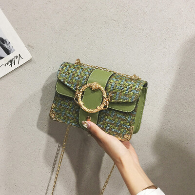 Fashion wild personality shoulder bag Sen temperament chain Messenger bag female 2019 new simple contrast color woven bag
Fashion wild personality shoulder bag Sen temperament chain Messenger bag female 2019 new simple contrast color woven bag