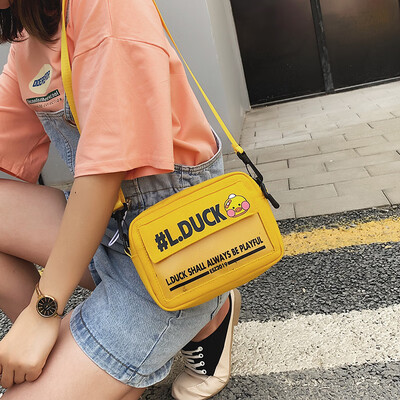 Ins super fire on the new canvas casual slung packet female 2019 new Korean version of the wild net red shoulder small square bag
Ins super fire on the new canvas casual slung packet female 2019 new Korean version of the wild net red shoulder small square bag