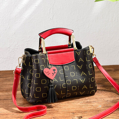 Female bag 2018 Korean version of the tide simple autumn&winter diagonal female bag fashion new personality shoulder bag ladies handbag
Female bag 2018 Korean version of the tide simple autumn&winter diagonal female bag fashion new personality shoulder bag ladies handbag