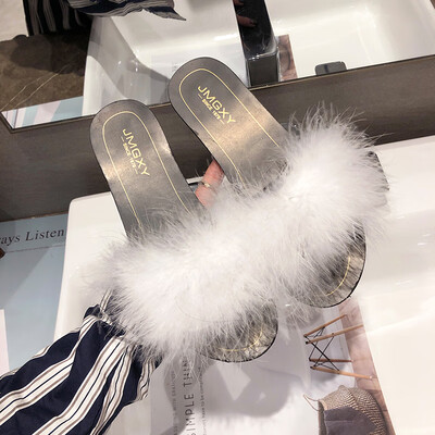 Hair slippers for women wearing Korean version Baita flat-bottom beach chic in summer
Hair slippers for women wearing Korean version Baita flat-bottom beach chic in summer