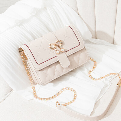 Ins super hot little girl 2019 Korean version of foreign gas chain small square bag fashion one shoulder oblique satchel bag
Ins super hot little girl 2019 Korean version of foreign gas chain small square bag fashion one shoulder oblique satchel bag