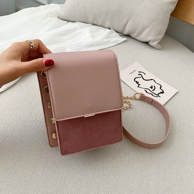 Red rivet bag chic summer chain mobile phone bag new 2019 womens small square bag frosted Messenger bag
Red rivet bag chic summer chain mobile phone bag new 2019 womens small square bag frosted Messenger bag