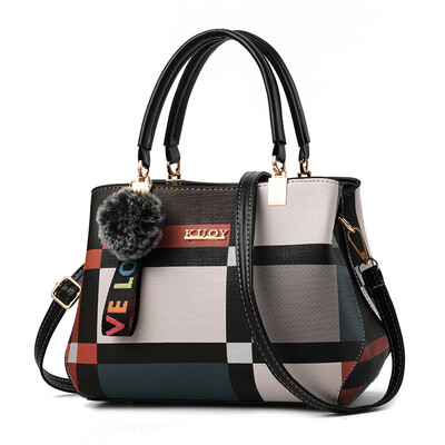Womens bag 2019 new cool fashion big bag Korean version of the shoulder bag Messenger bag spring ladies bag handbag
Womens bag 2019 new cool fashion big bag Korean version of the shoulder bag Messenger bag spring ladies bag handbag