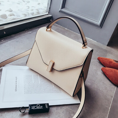 Qiao Bani 2019 new European&American style fashion simple solid color flip handbag handbag shoulder diagonal temperament female bag
Qiao Bani 2019 new European&American style fashion simple solid color flip handbag handbag shoulder diagonal temperament female bag