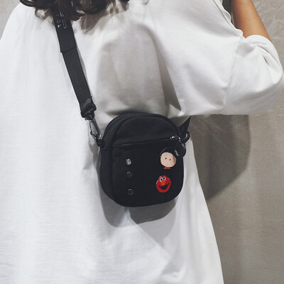 Cartoon bag female bag new 2019 cute girl canvas bag casual personality wild shoulder slung tide package
Cartoon bag female bag new 2019 cute girl canvas bag casual personality wild shoulder slung tide package