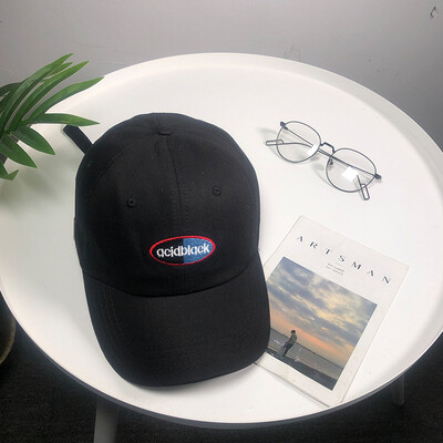 New embroidered baseball cap in autumn&winter Student Korean version of leisure sports letter cap tide
New embroidered baseball cap in autumn&winter Student Korean version of leisure sports letter cap tide